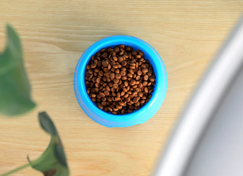 Practical New Colorful Pet Bowl Dog Cat Puppy Plastic Round Bowl Travel Feeding Food Water Bowl Dish Dog Food Bowls Pet Products