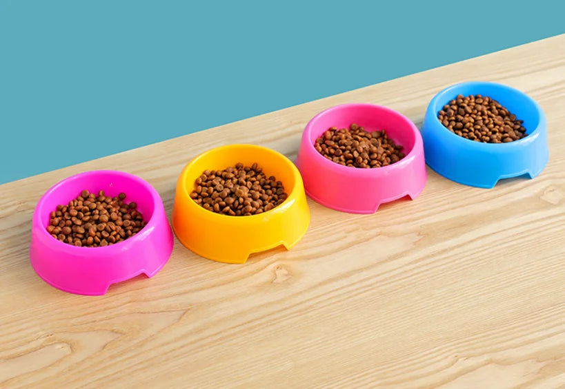 Practical New Colorful Pet Bowl Dog Cat Puppy Plastic Round Bowl Travel Feeding Food Water Bowl Dish Dog Food Bowls Pet Products